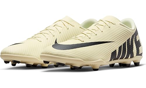 Load image into Gallery viewer, Nike Mercurial Vapor 15 Club Football Shoes
