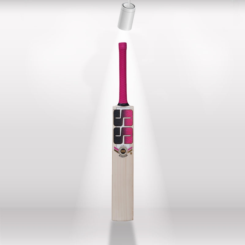 Load image into Gallery viewer, SS Gladiator English Willow Cricket Bat
Pink Bat Front View English Willow
