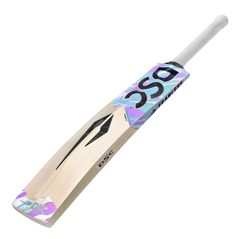 Load image into Gallery viewer, DSC Cynos 4040 2023 English Willow Cricket Bat