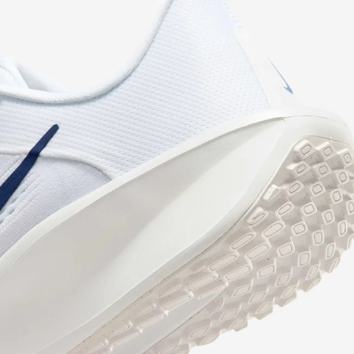 Nike Quest 6 Womens Running Shoes