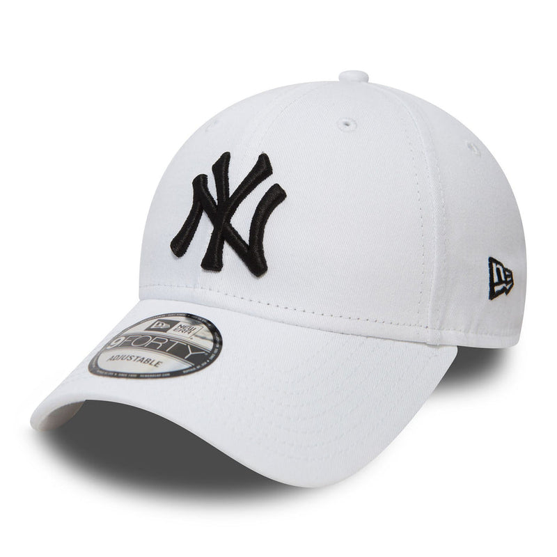 Load image into Gallery viewer, New Era NY Yankees Essential Cap
