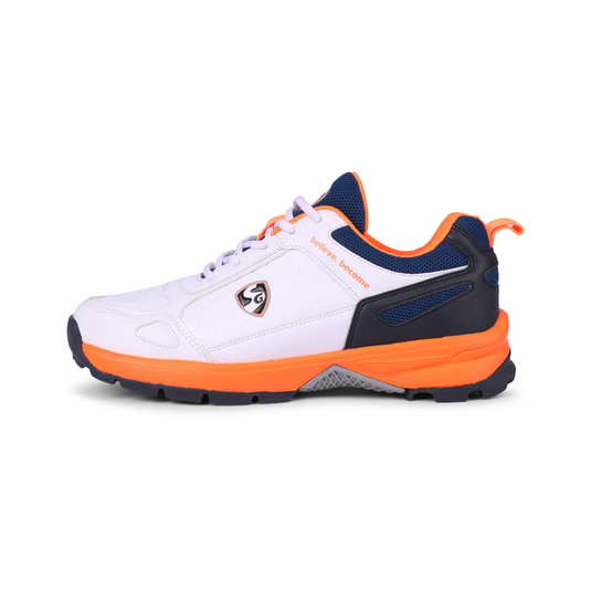 SG Club 6.0 Cricket Shoes Front Image