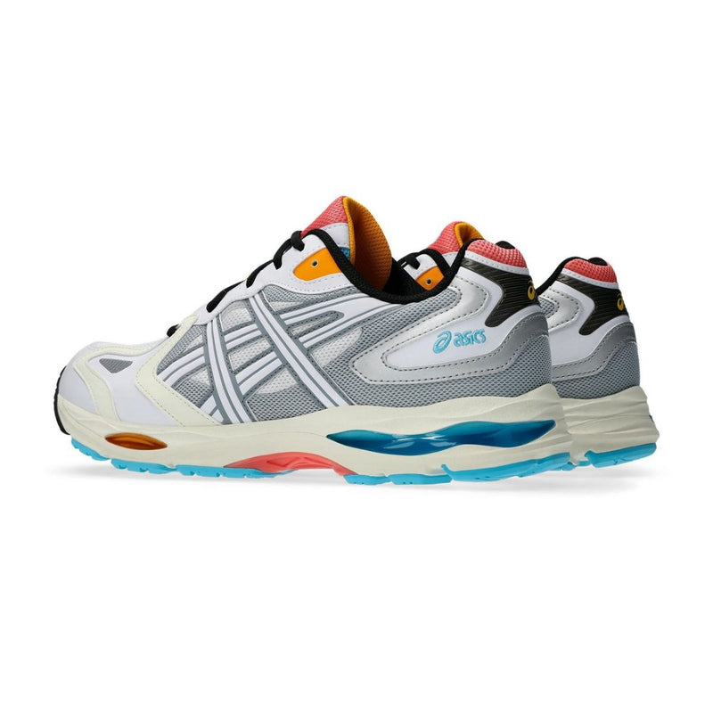 Load image into Gallery viewer, Asics Gel K1011 Running Shoes
