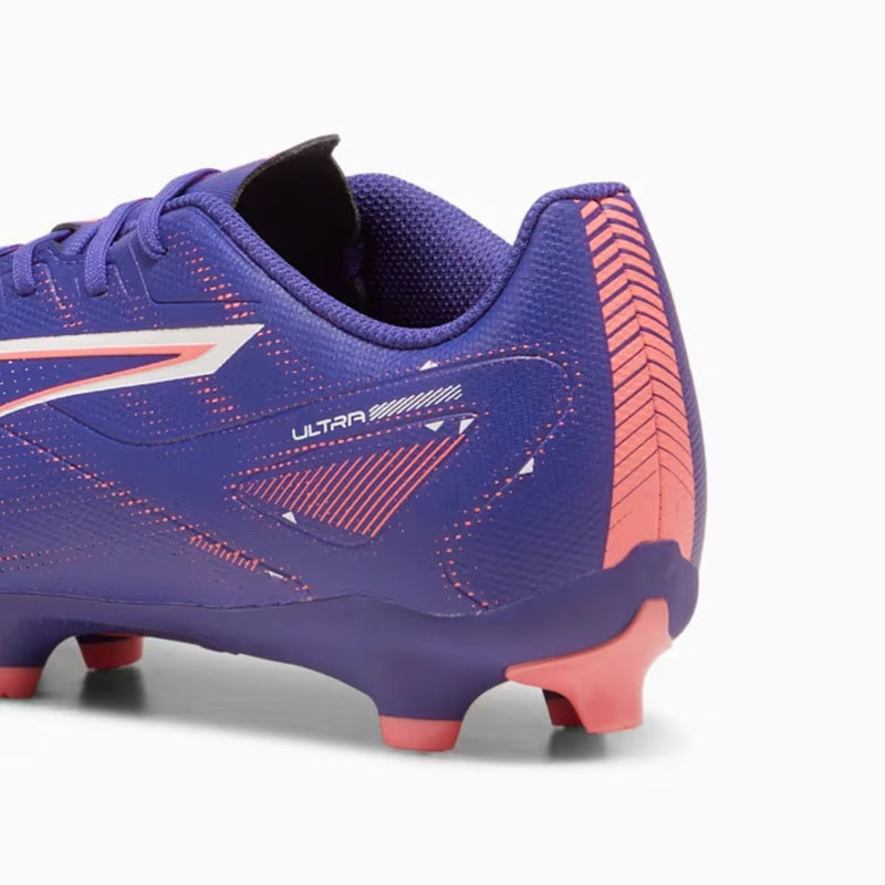 Load image into Gallery viewer, Puma Ultra 5 Play FG/AG Football Shoes
