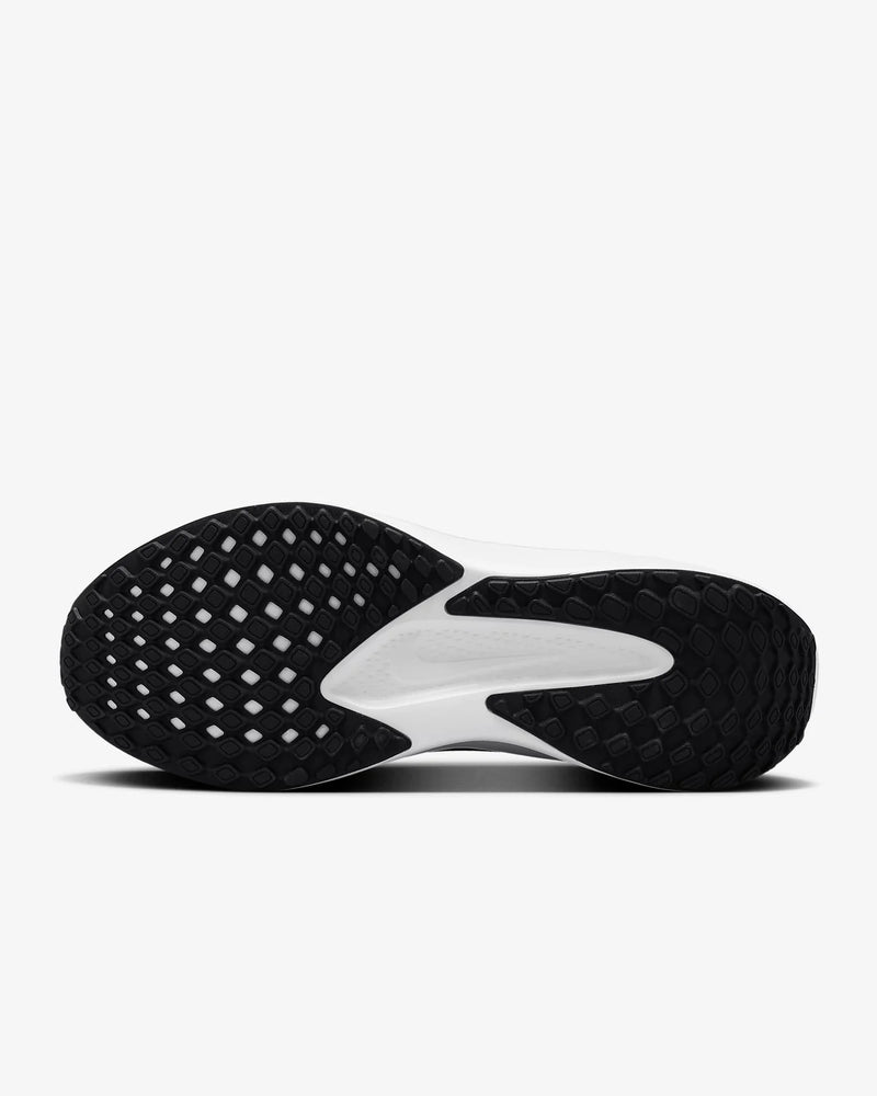 Load image into Gallery viewer, Nike Quest 6 Mens Running Shoes
