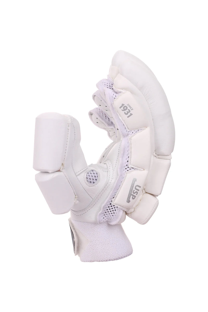 Load image into Gallery viewer, SG HP 33 Cricket Batting Gloves
