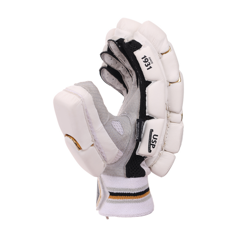 Load image into Gallery viewer, SG Hilite Cricket Batting Gloves
