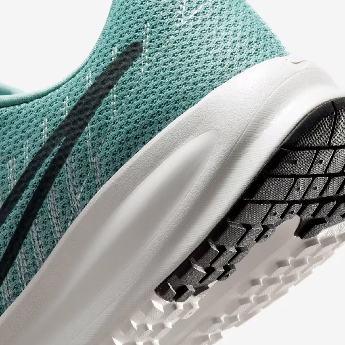 Nike Run Defy Running Shoes