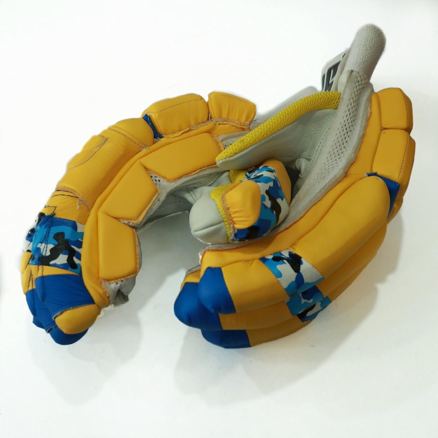 SS Super Test Clr Cricket Batting Gloves