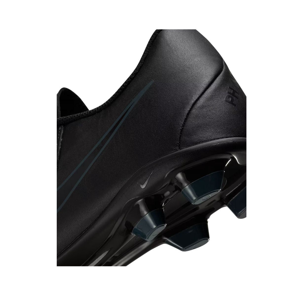 Nike Phantom GX 2 Club Football Shoes