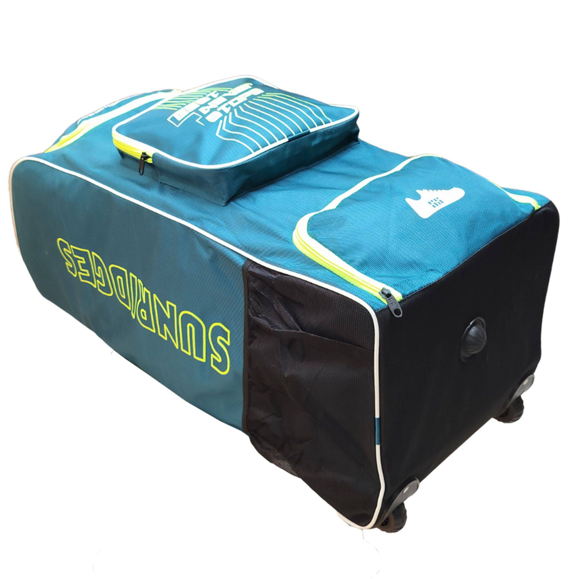 SS Mass Duffle Cricket Kitbag with Wheel