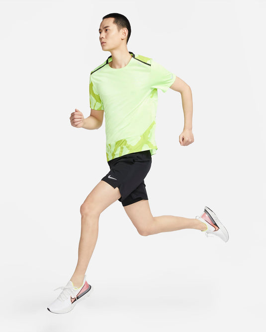 Nike Dri-FIT Challenger 2-in-1 Versatile Shorts - Main Image