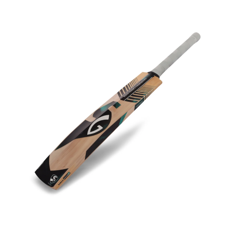 Load image into Gallery viewer, SG Skipper Icon English Willow Cricket Bat
