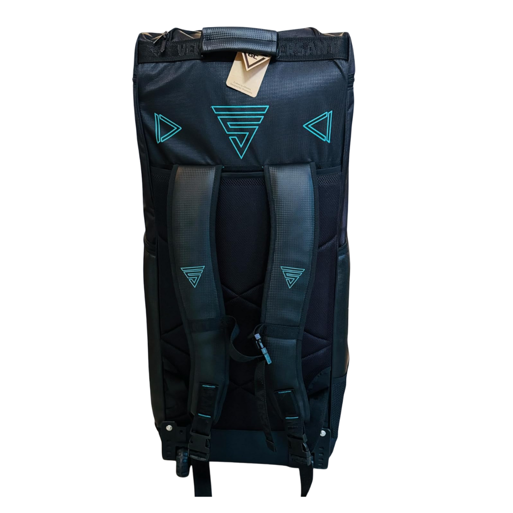 Versant Players GC Wheelie Duffle Cricket Kitbag