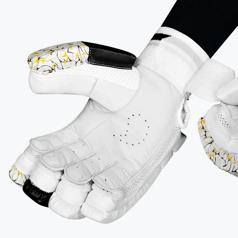 Load image into Gallery viewer, DSC Valor 2024 Cricket Batting Gloves
