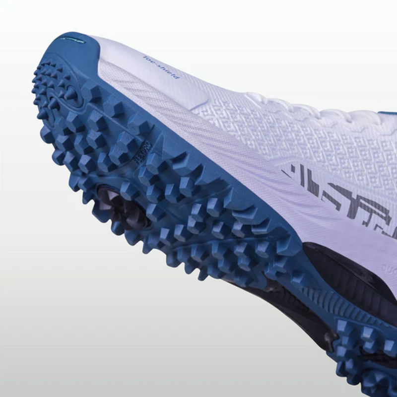Load image into Gallery viewer, Nivia Crick-1000 2.0 Cricket Shoes
