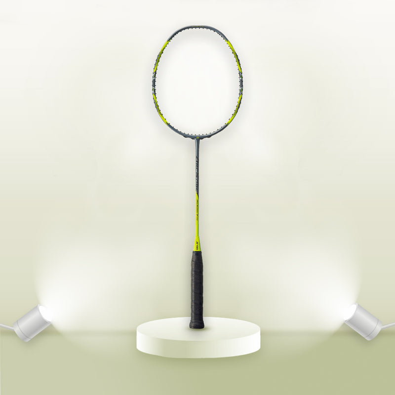 Load image into Gallery viewer, Yonex Arcsaber 7 Pro Badminton Racket
