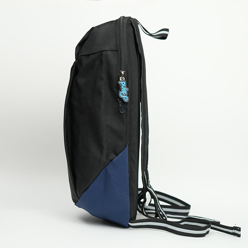 Load image into Gallery viewer, Puls8 Running Backpack
