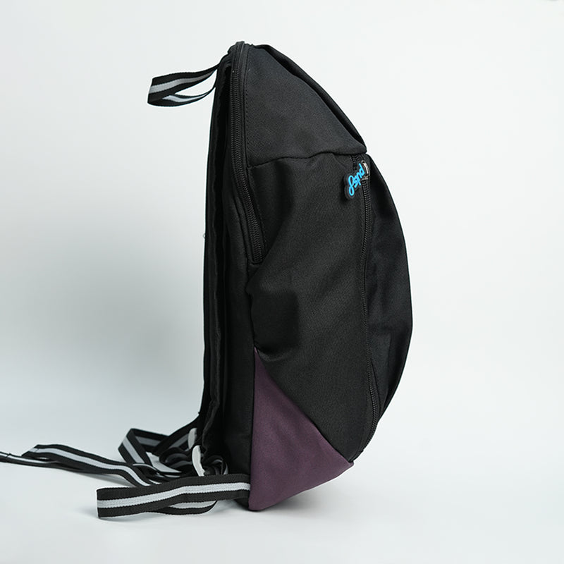 Load image into Gallery viewer, Puls8 Running Backpack
