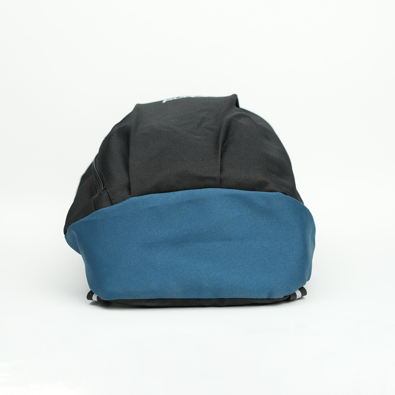 Load image into Gallery viewer, Puls8 Running Backpack
