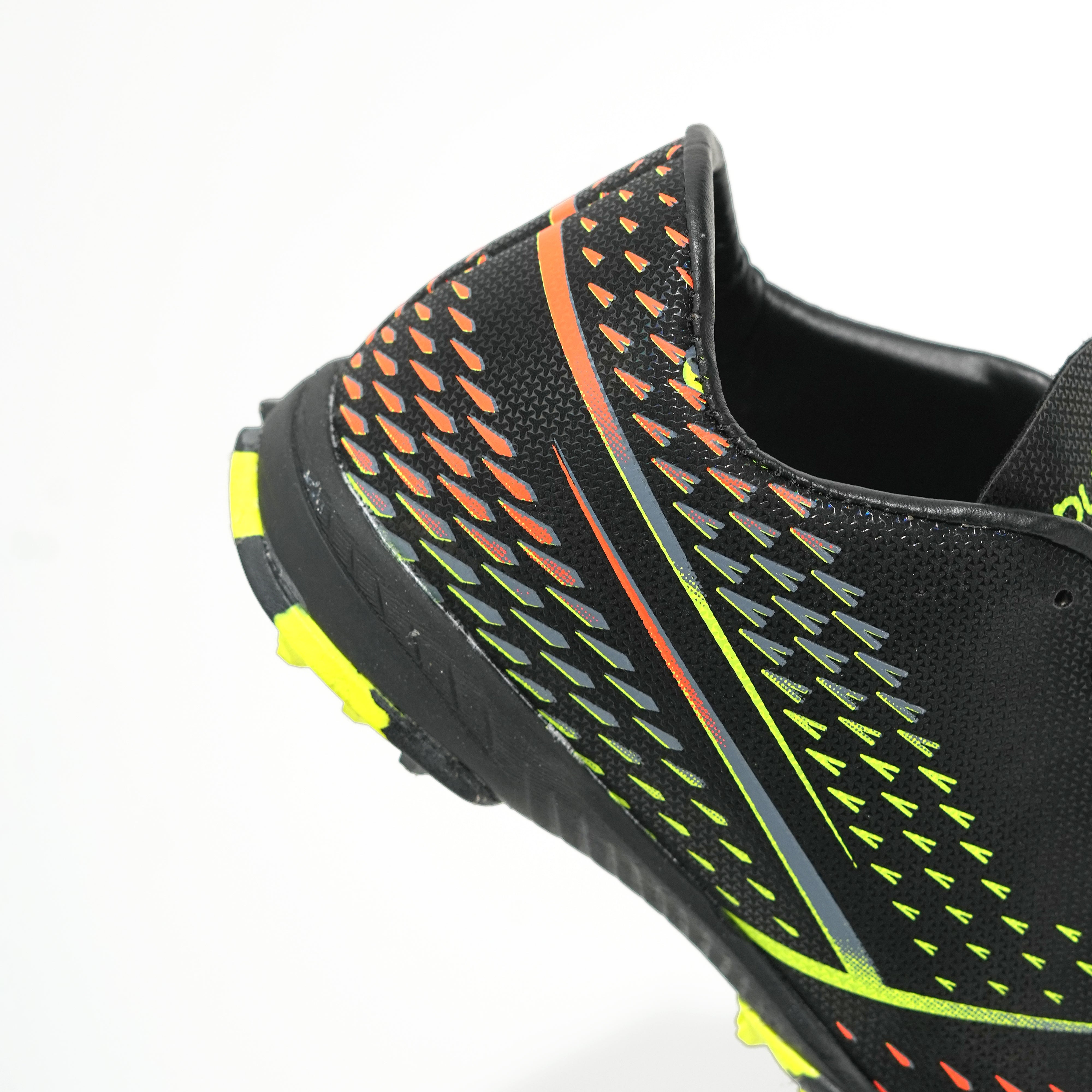 Puls8 Indoor Football Stud