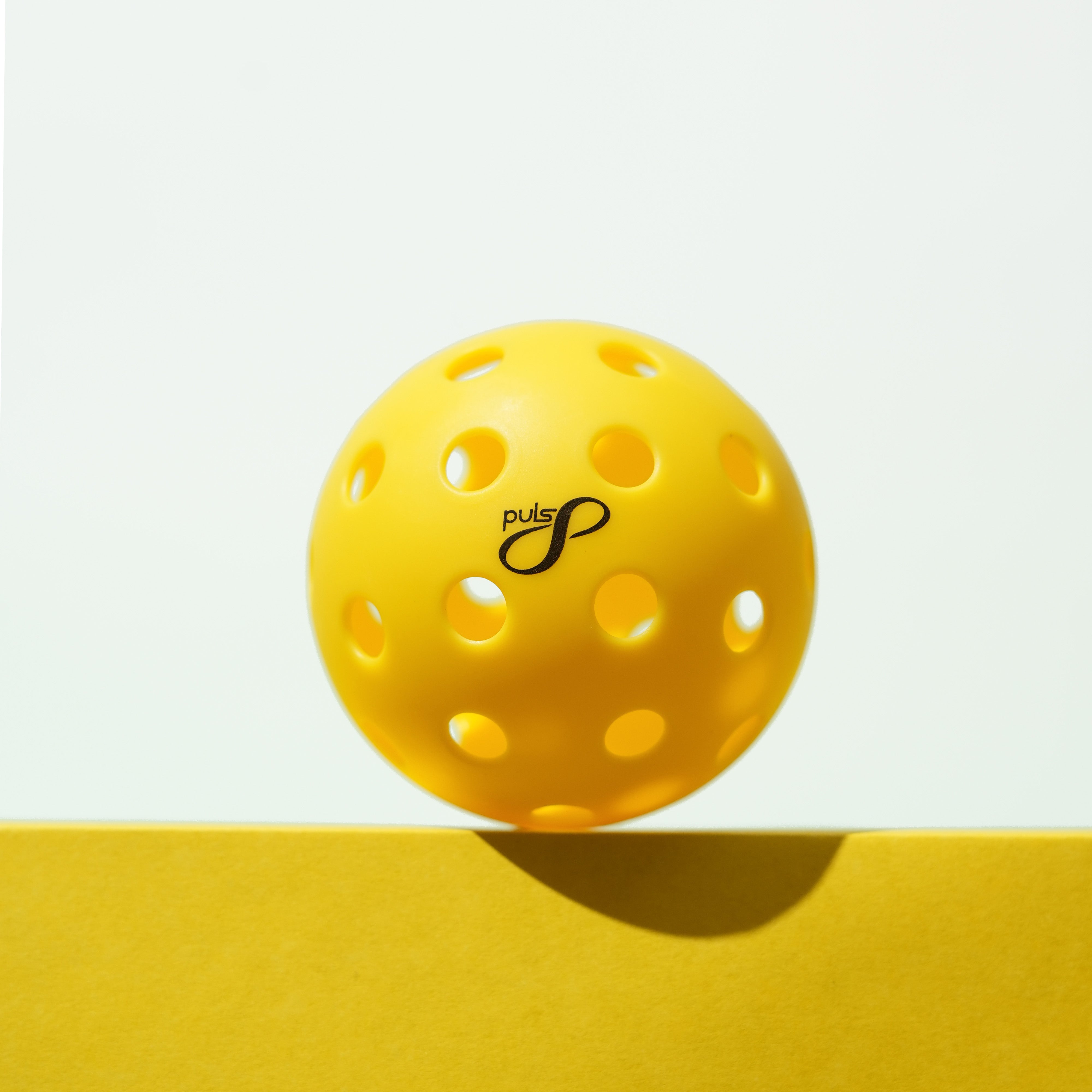 Puls8 Wave V2 Complete Pickleball Paddle Set (2 Paddles + Balls)