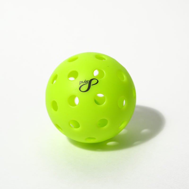 Load image into Gallery viewer, Puls8 LED Chill Pickleball Paddle + Puls8 LED Pickleball Balls (2 Paddles + 3 Pickleball Balls)
