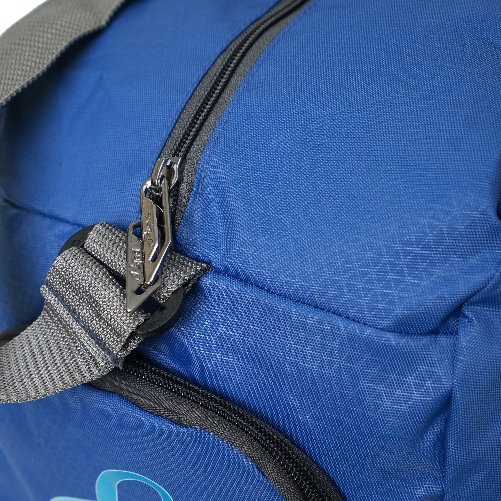 Puls8 D Shape Duffle Bag