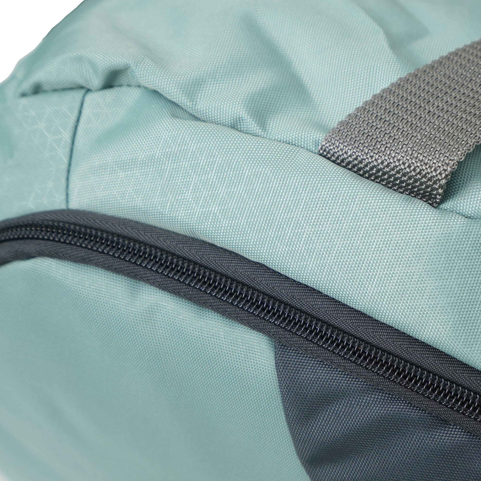 Puls8 D Shape Duffle Bag