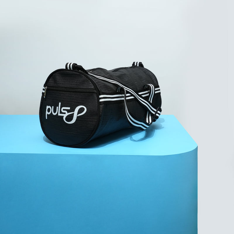 Load image into Gallery viewer, Puls8 Training Gym Bag
