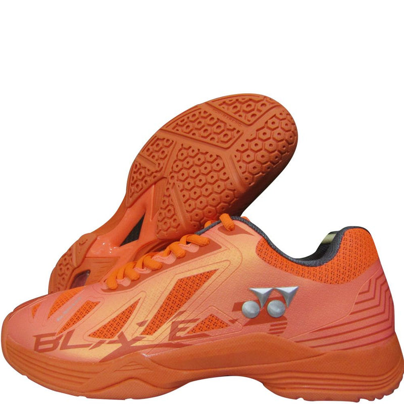 Load image into Gallery viewer, Yonex Blaze 3 Men Badminton Shoes
