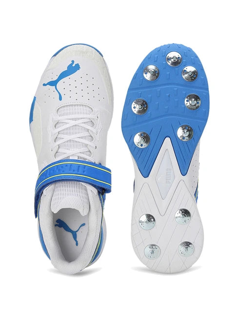 Load image into Gallery viewer, Puma Bowling 22.1 Cricket Shoes
