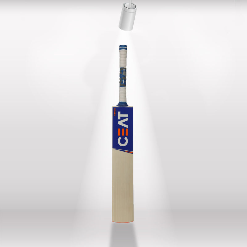 Load image into Gallery viewer, Ceat Hitman Player Edition English Willow Cricket Bat flashd front view
