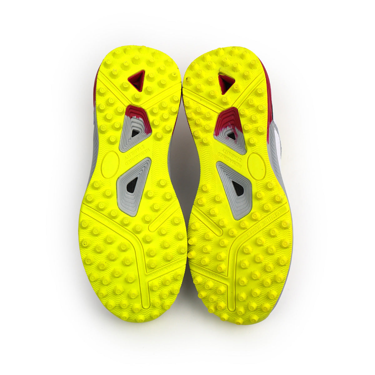 Puls8 Elite Rubber Cricket Stud Shoes