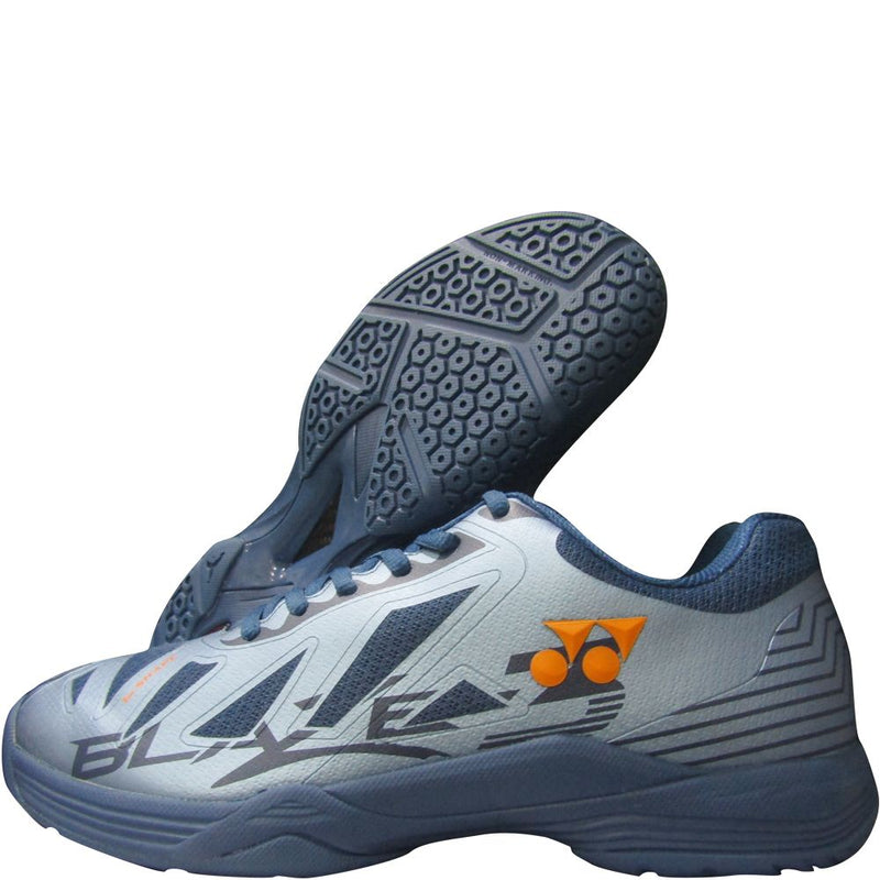 Load image into Gallery viewer, Yonex Blaze 3 Men Badminton Shoes
