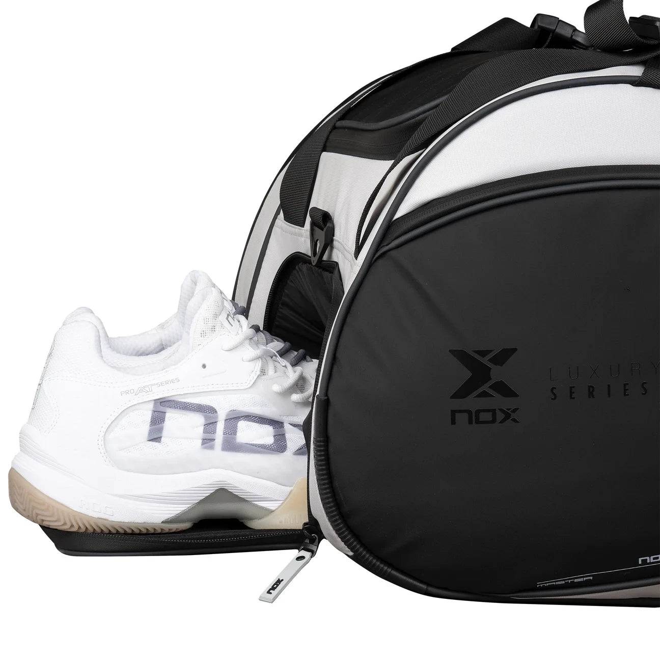 Nox Luxury Master Series padel bag