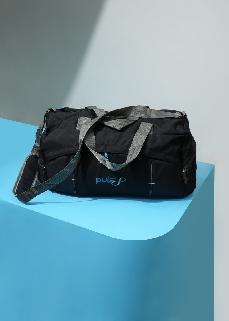 Load image into Gallery viewer, Puls8 Duffle Gym Bag
