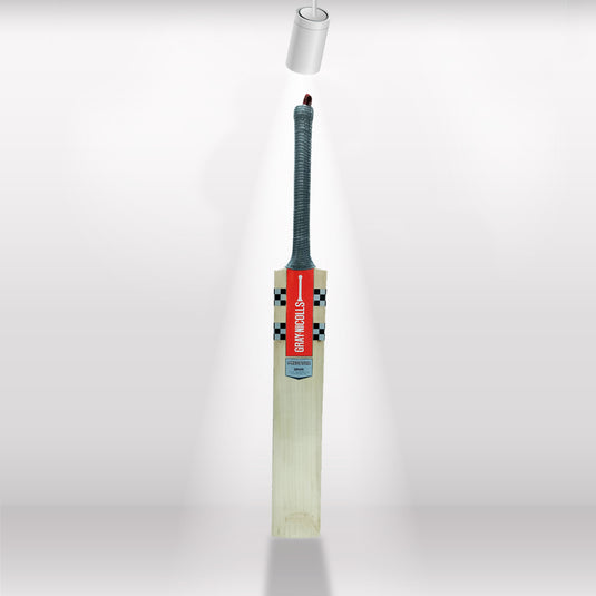 Gray-Nicolls GN5 Predator English Willow Cricket Bat