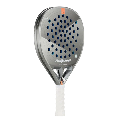 Bullpadel Hack 04 HYB Cloud Padel Racket