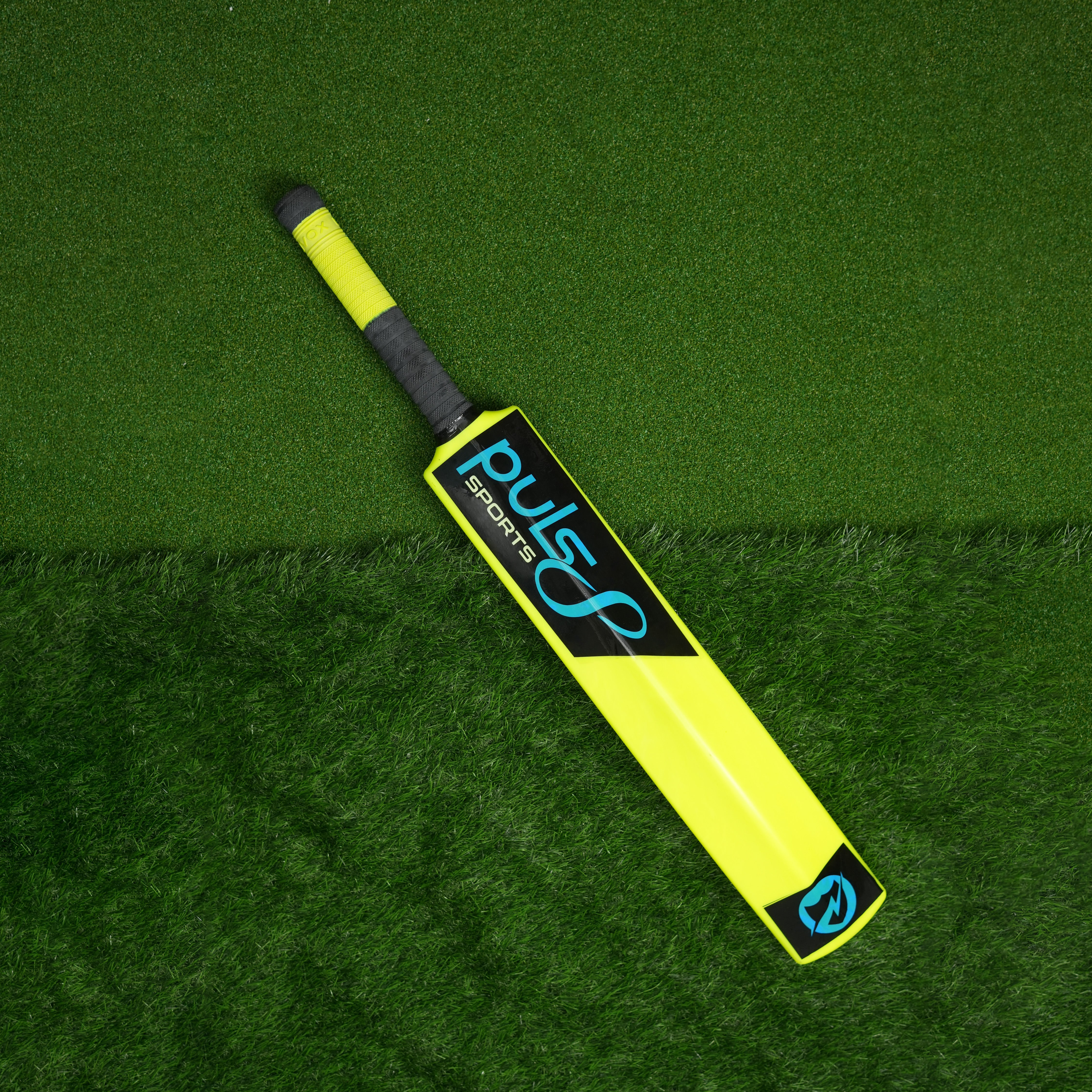 Puls8 Pvc Cricket Bat