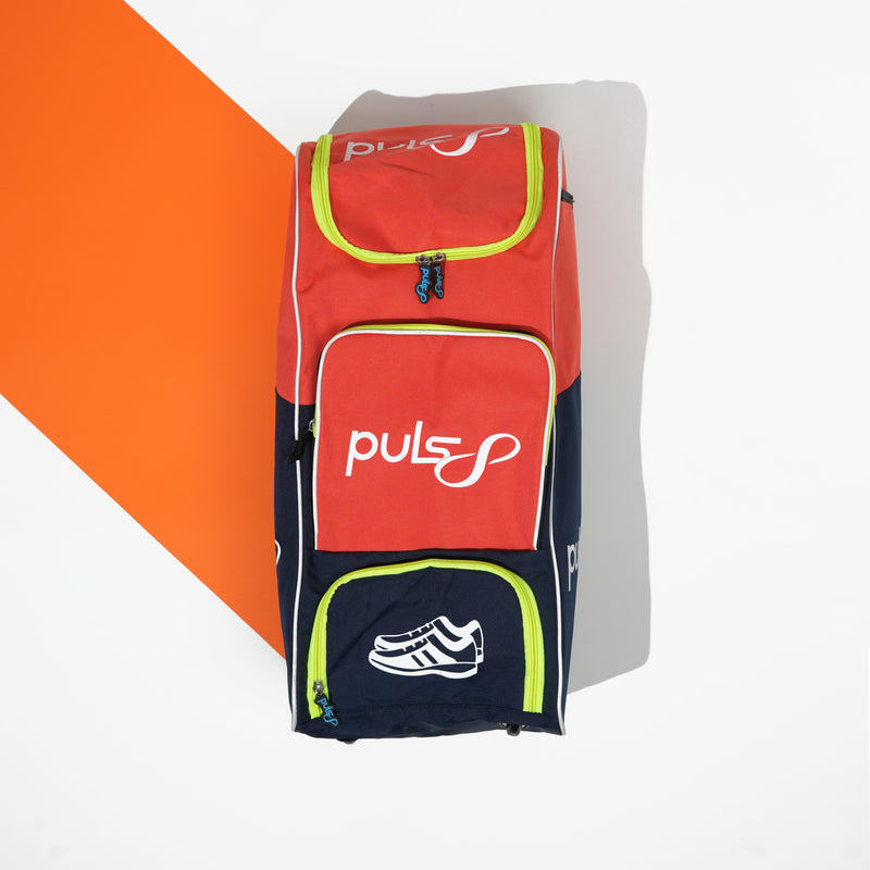 Load image into Gallery viewer, Puls8 Cricket Kitbag
