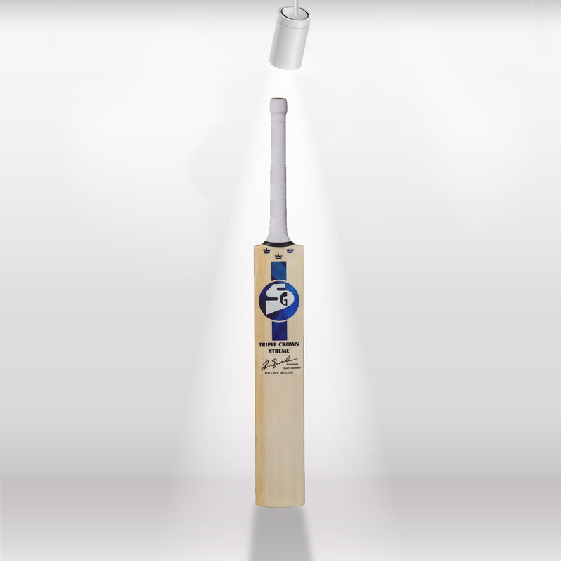 Load image into Gallery viewer, SG Triple Crown Extreme English Willow Cricket Bat
