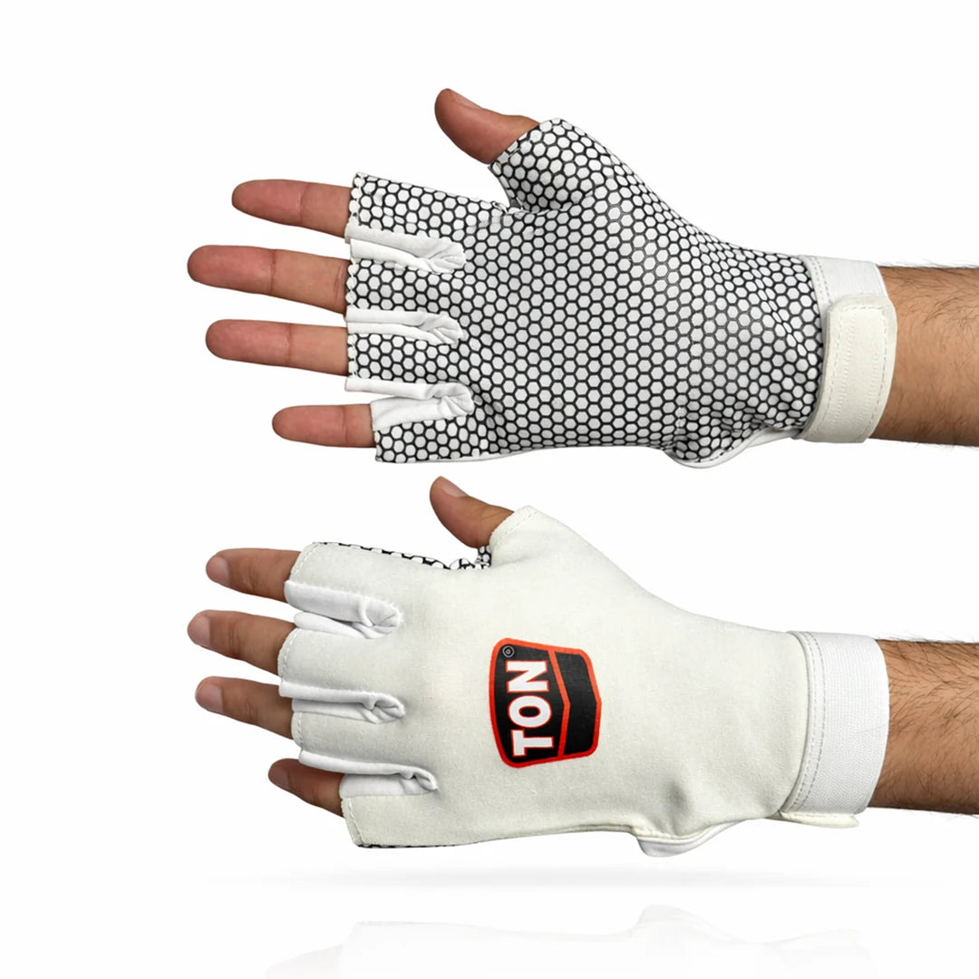 SS Cricket Fielding Gloves