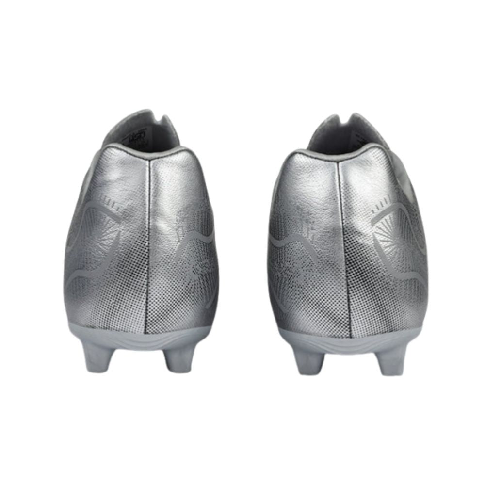 Nivia Carbonite 8.0 Men Football Shoes