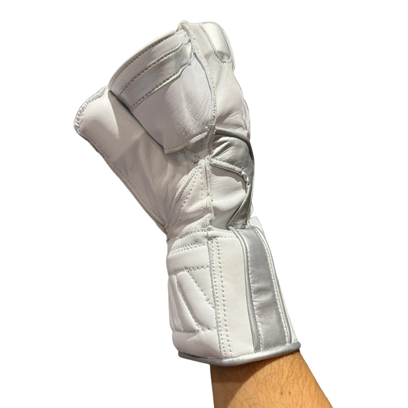 Load image into Gallery viewer, SS Player Cricket Keeping Gloves
