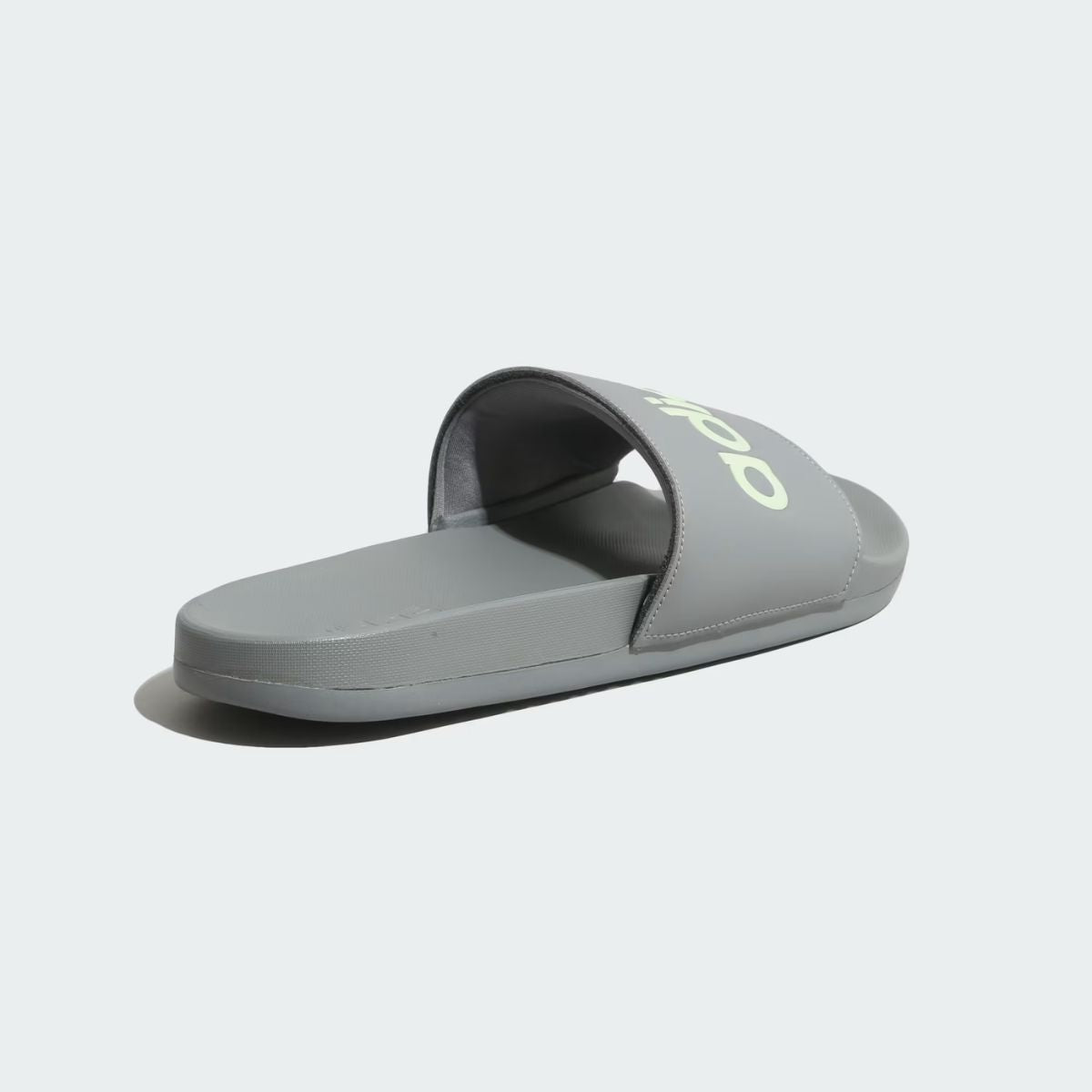 Adidas Trac-Lytt Slides