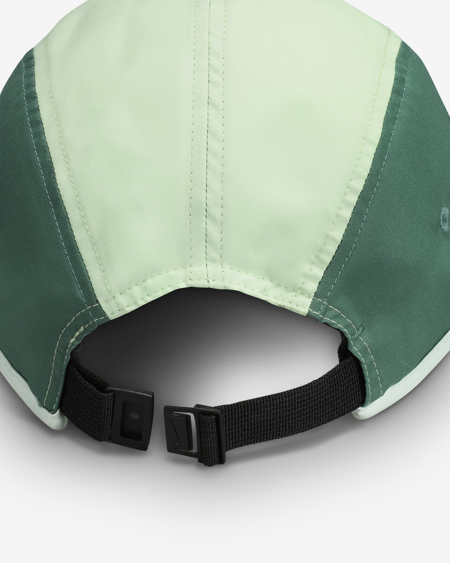 Nike Dri-FIT Fly Unstructured Swoosh Cap