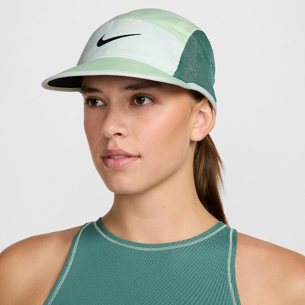 Nike Dri-FIT Fly Unstructured Swoosh Cap