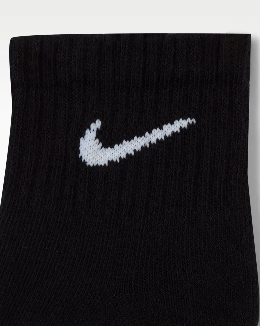 Nike Everyday Dri-Fit Crew Casual Socks