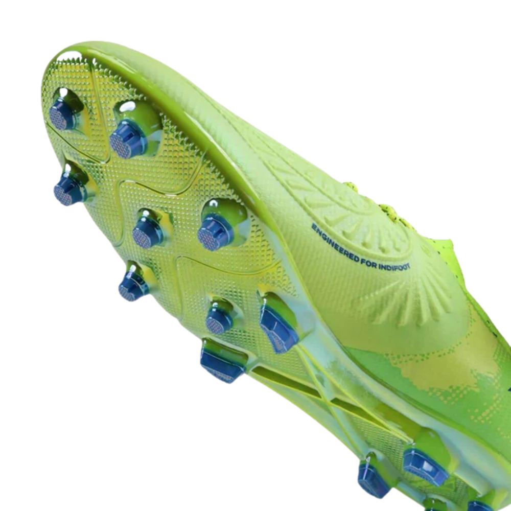 Nivia Aura Football Shoes